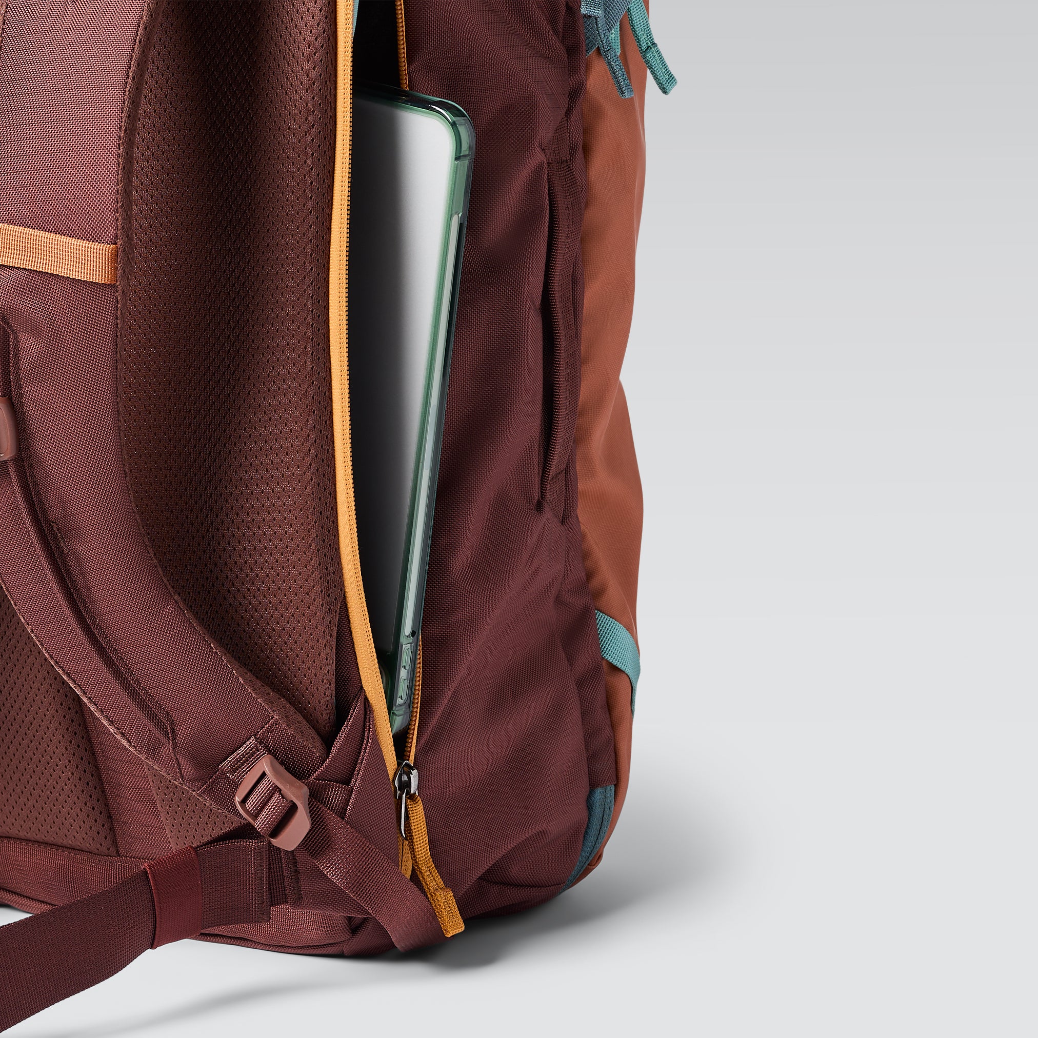 Allpa 28L Travel Pack - Image 24