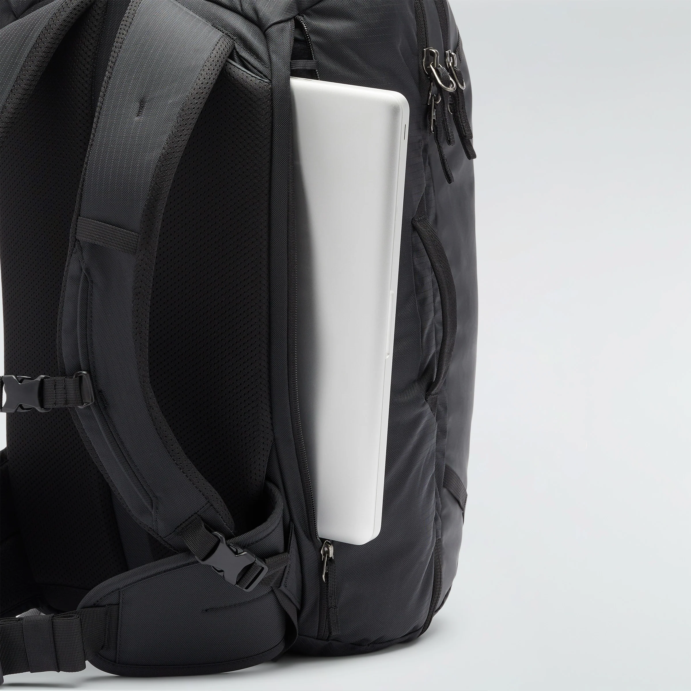 Allpa 35L Travel Pack - Image 17