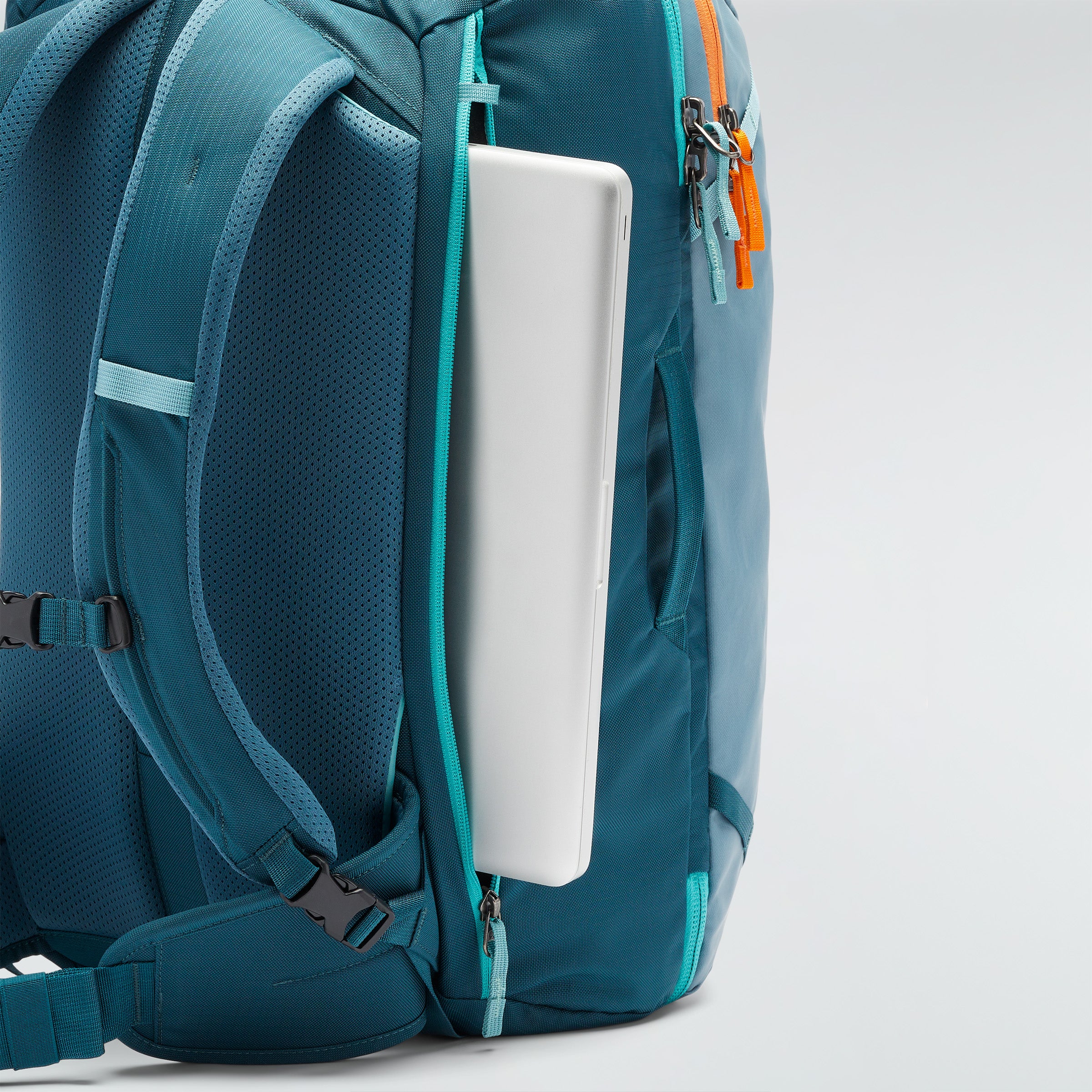 Allpa 35L Travel Pack - Image 6