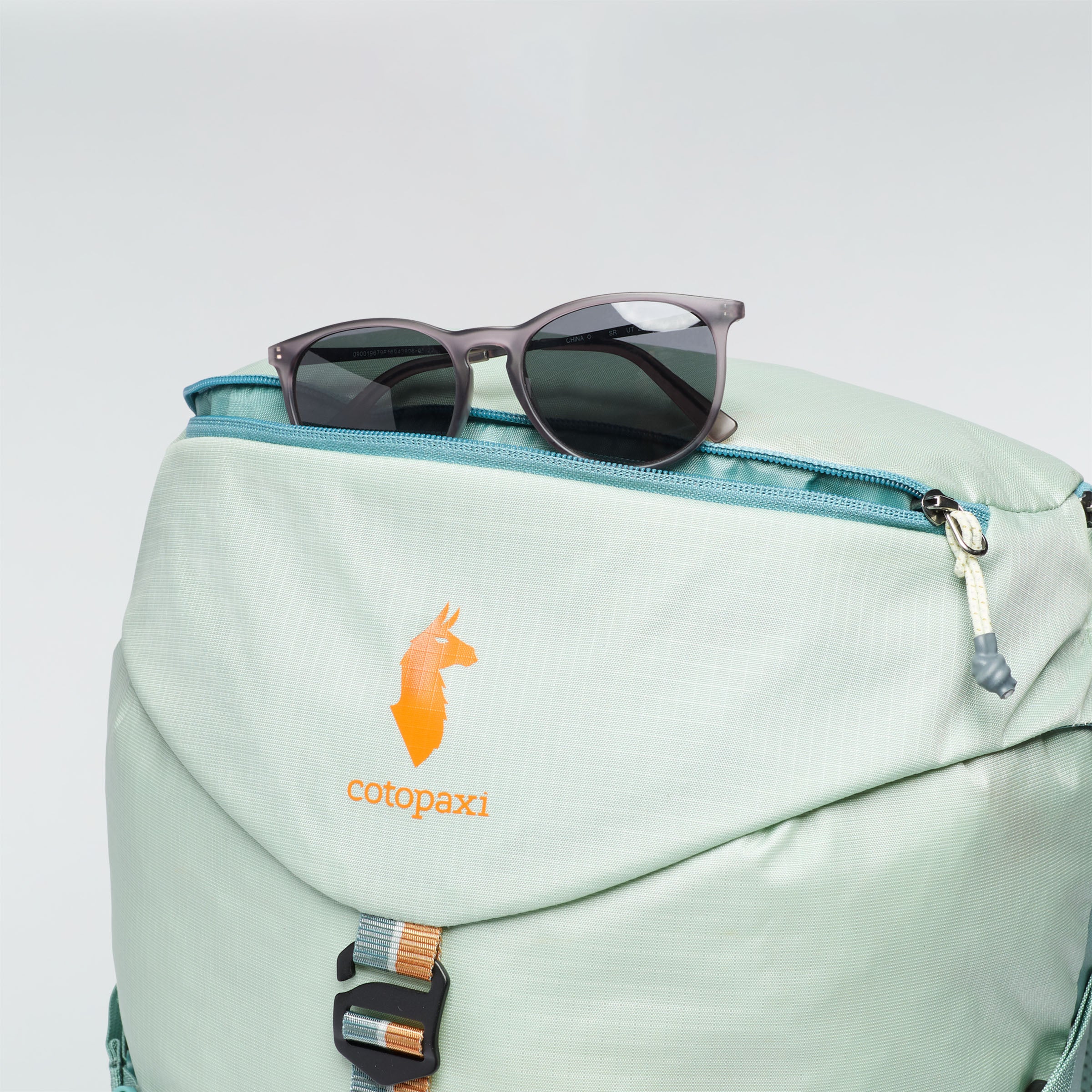 Arenal 32L Backpack - Image 13