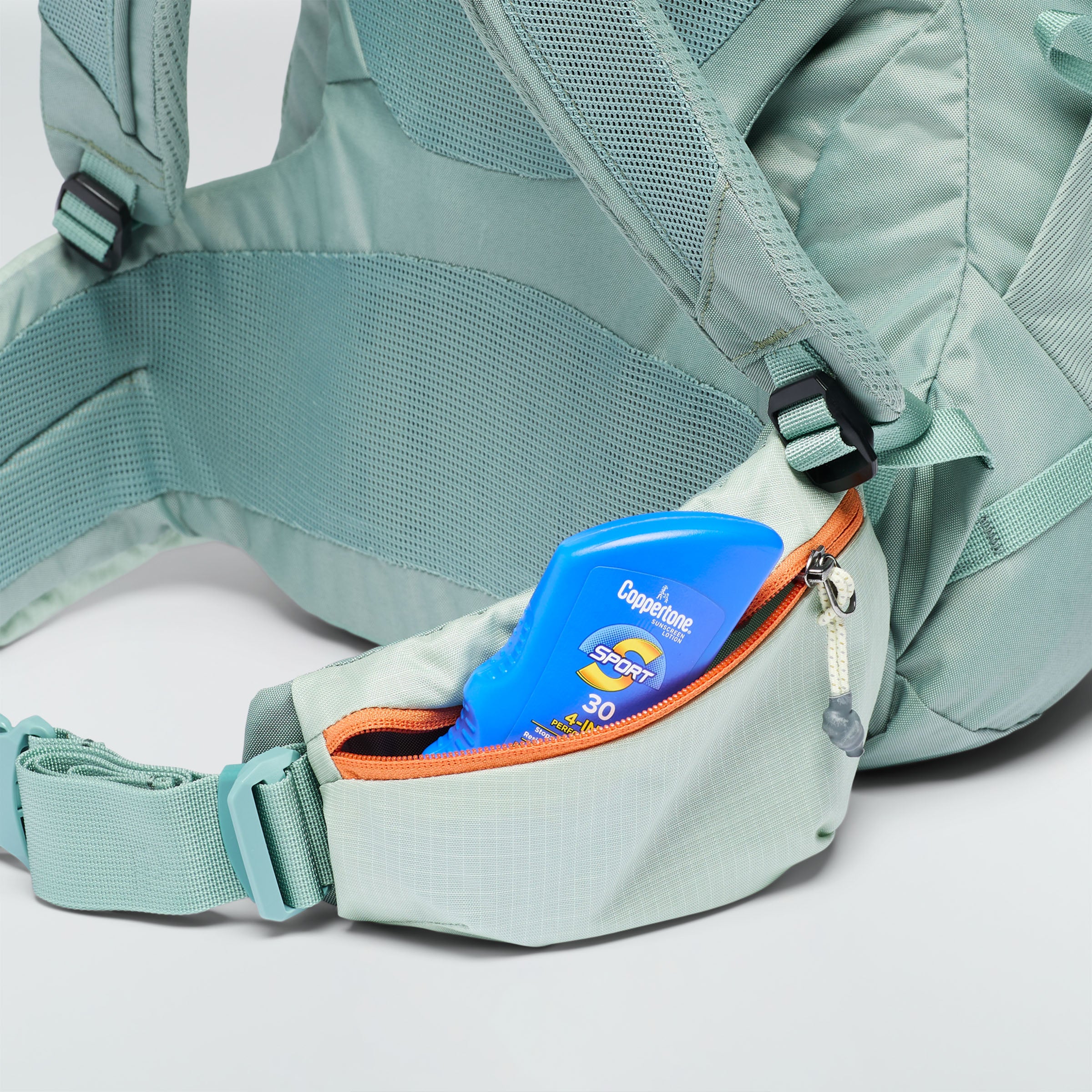 Arenal 32L Backpack - Image 17