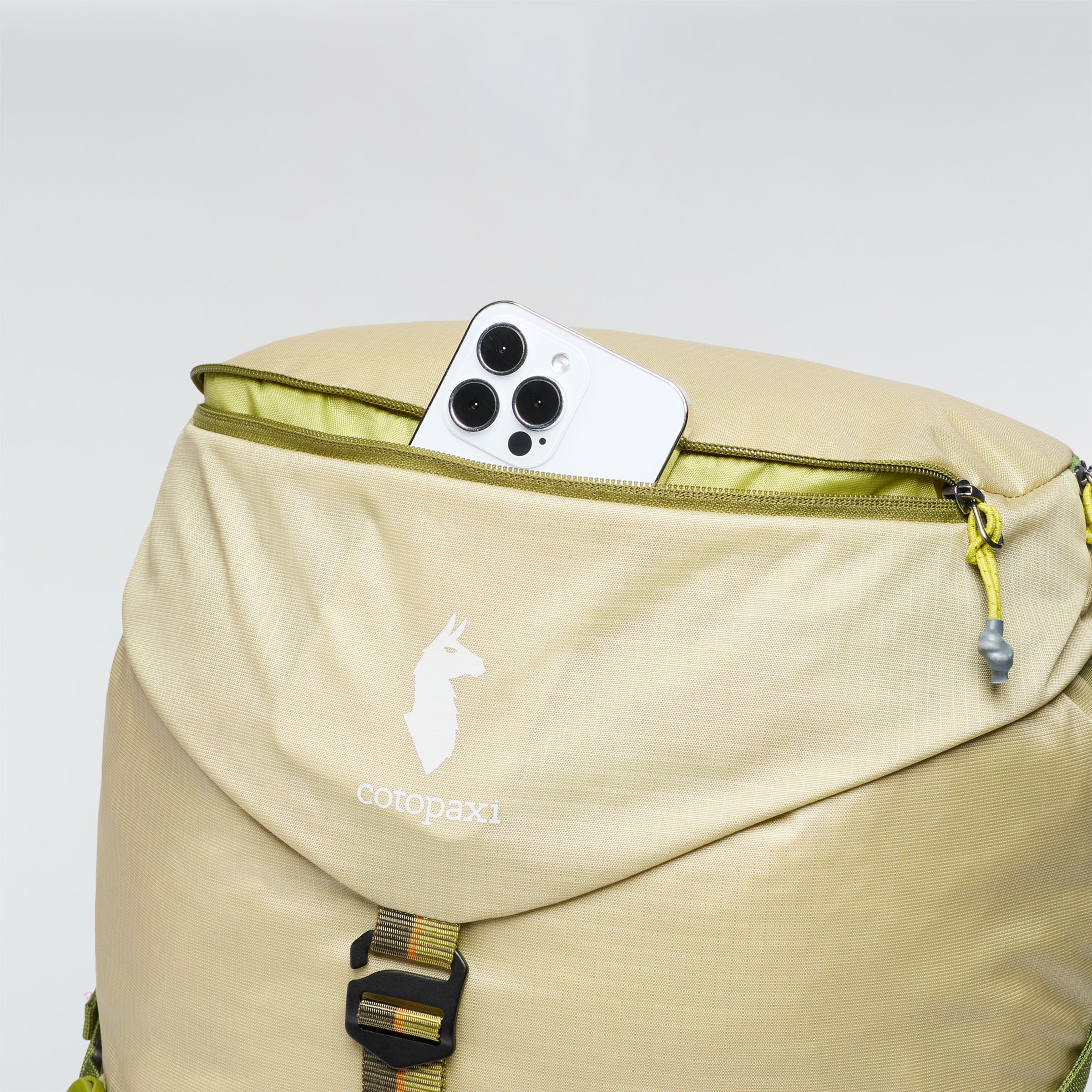 Arenal 32L Backpack - Image 22