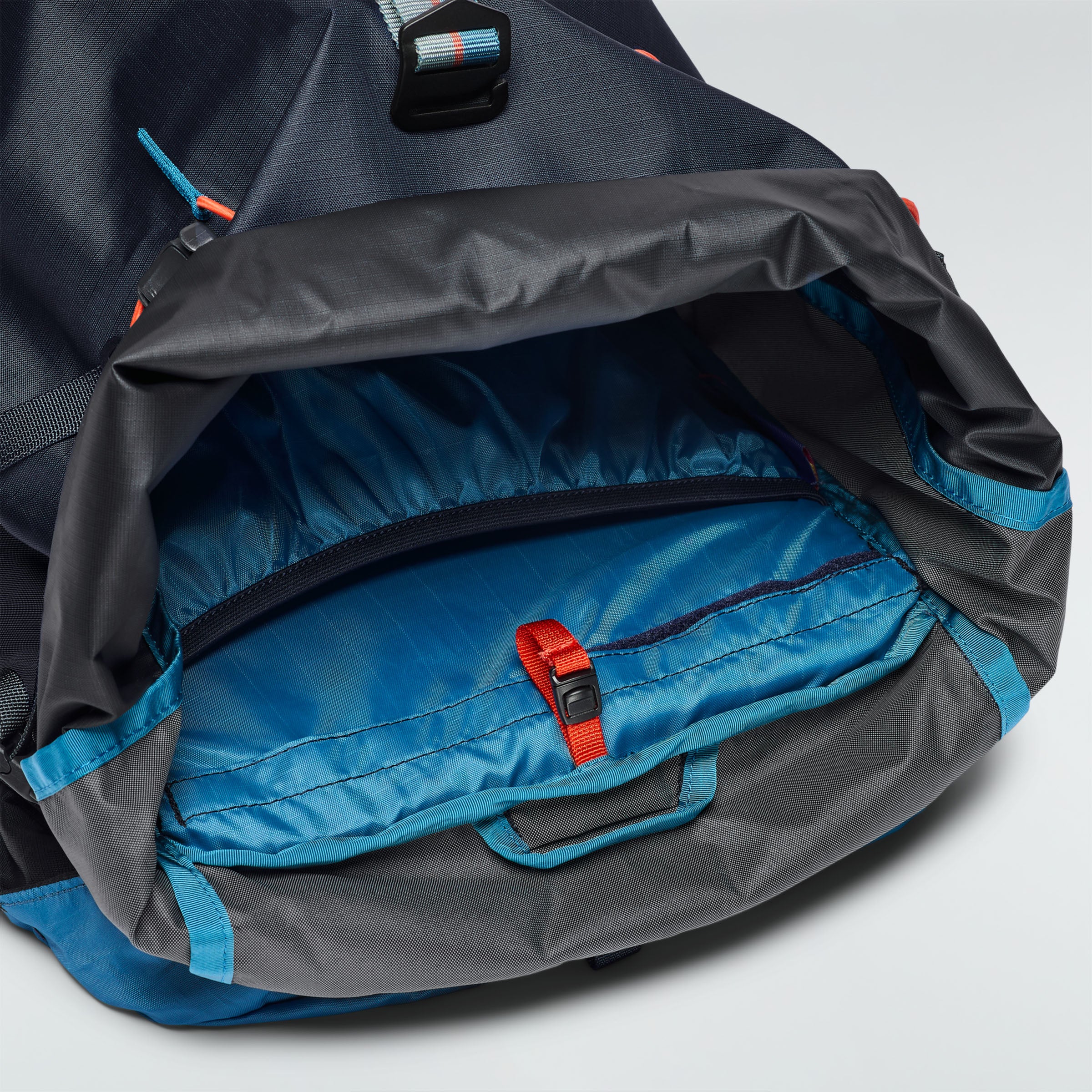Arenal 32L Backpack - Image 7
