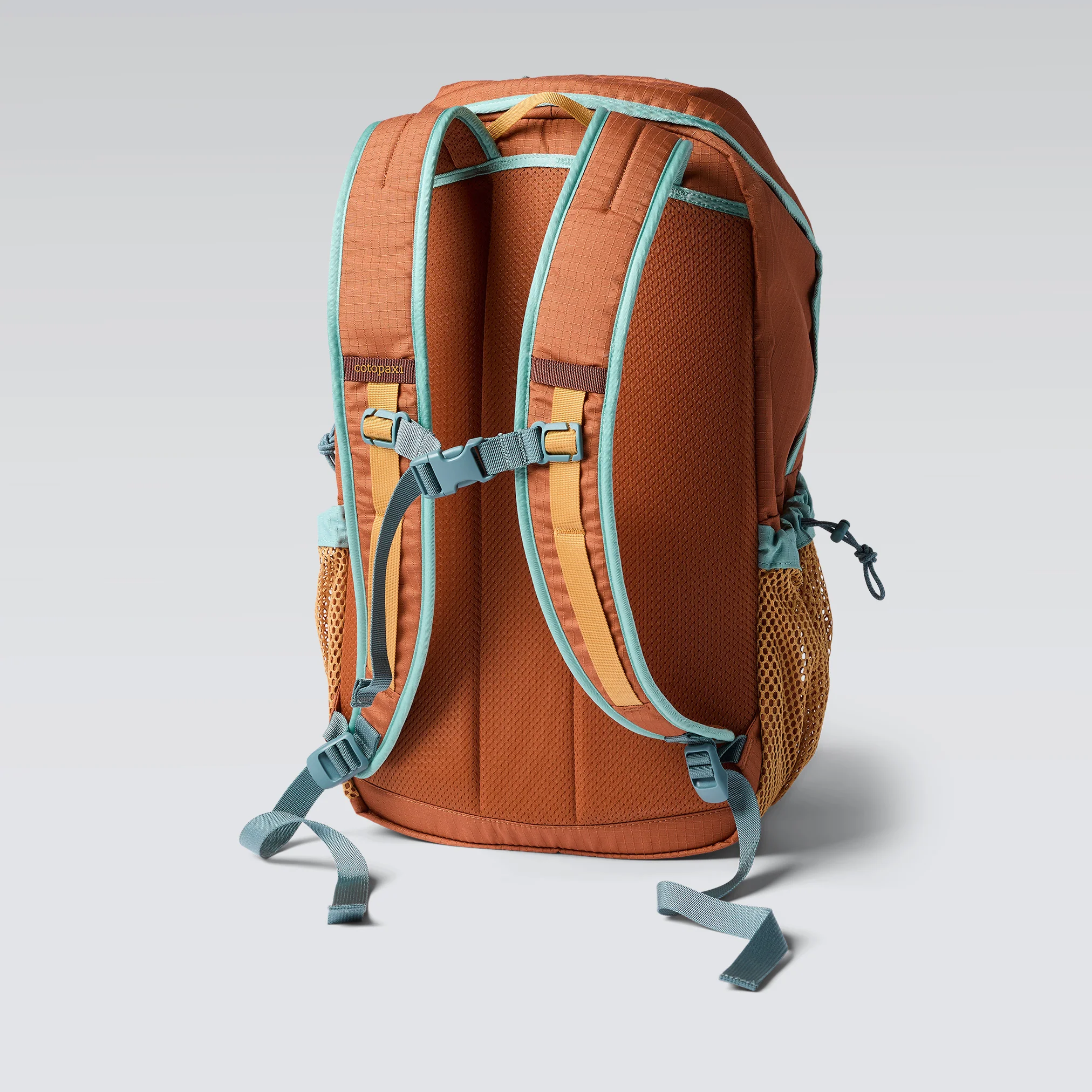 Clase 28L Daypack - Image 16