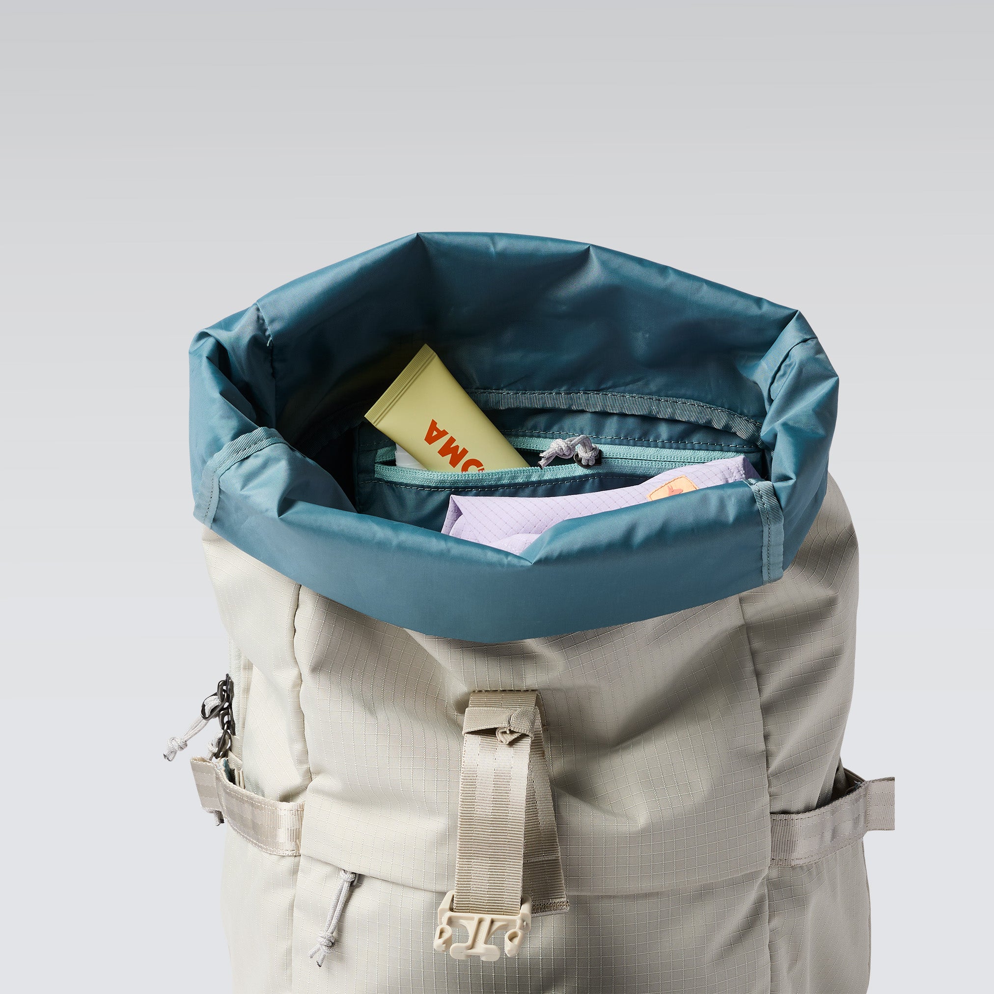 Consuelo Daypack 22L - Image 16