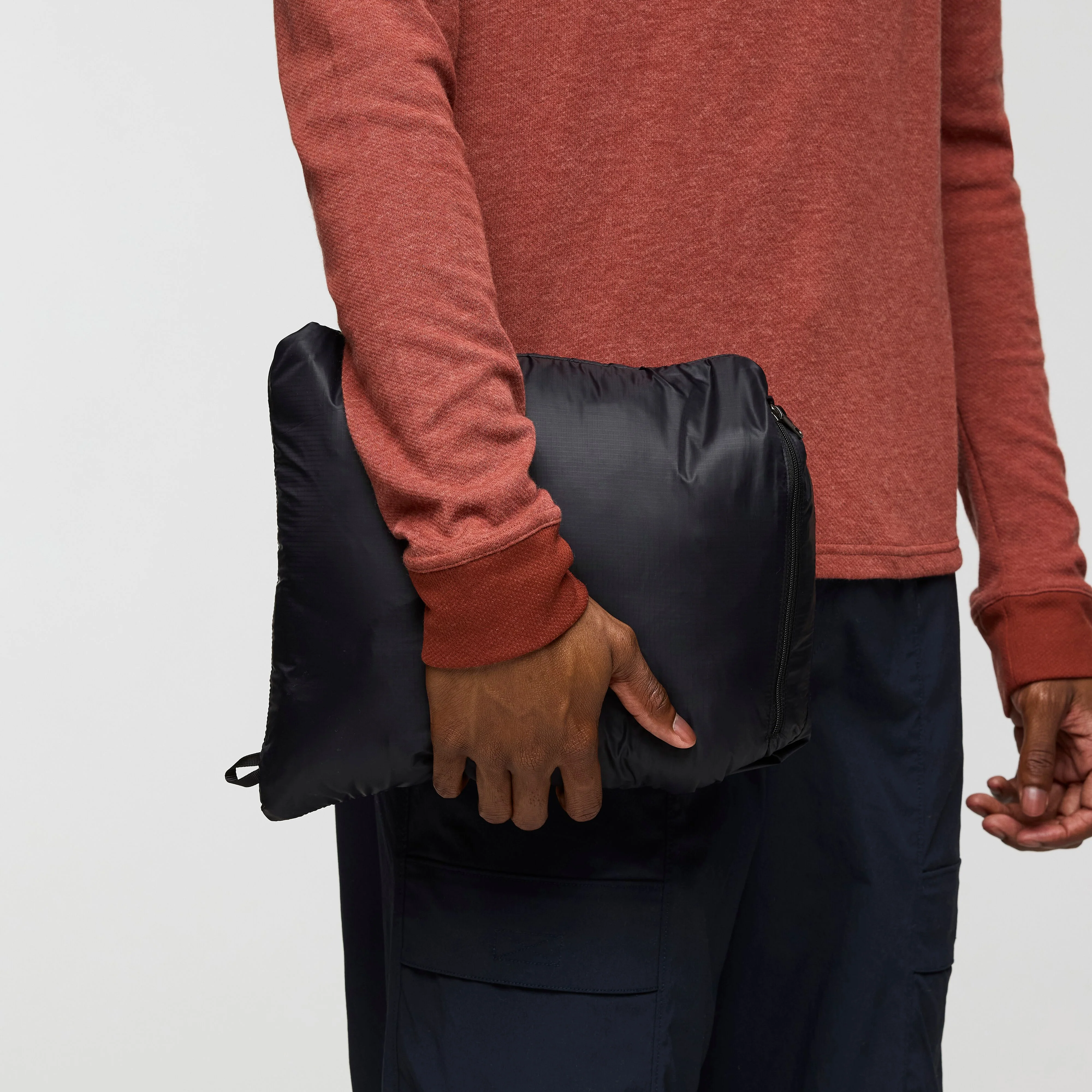 Fuego Max Down Vest - Image 8