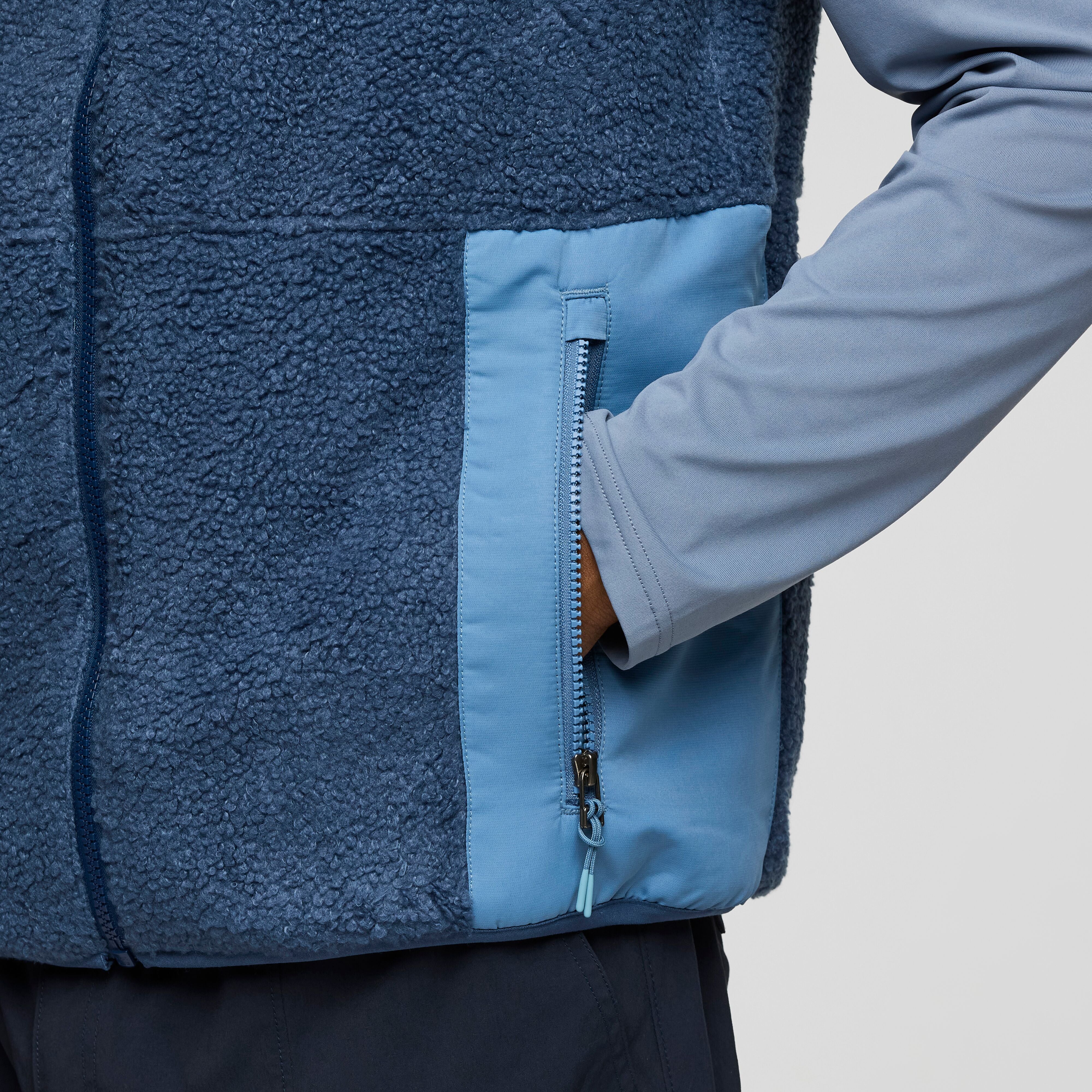 Bacano Fleece Vest - Image 12