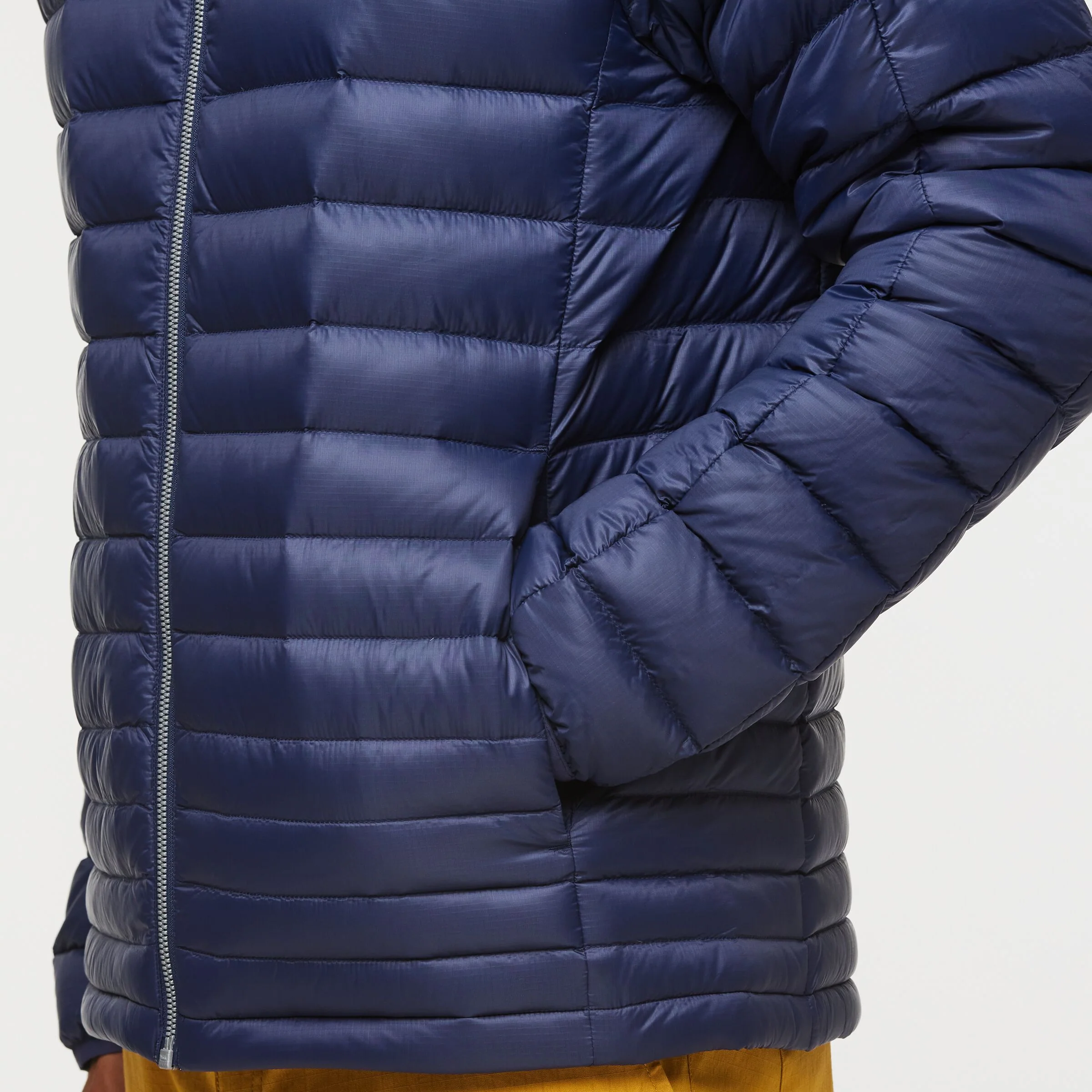Fuego Down Hooded - Image 4