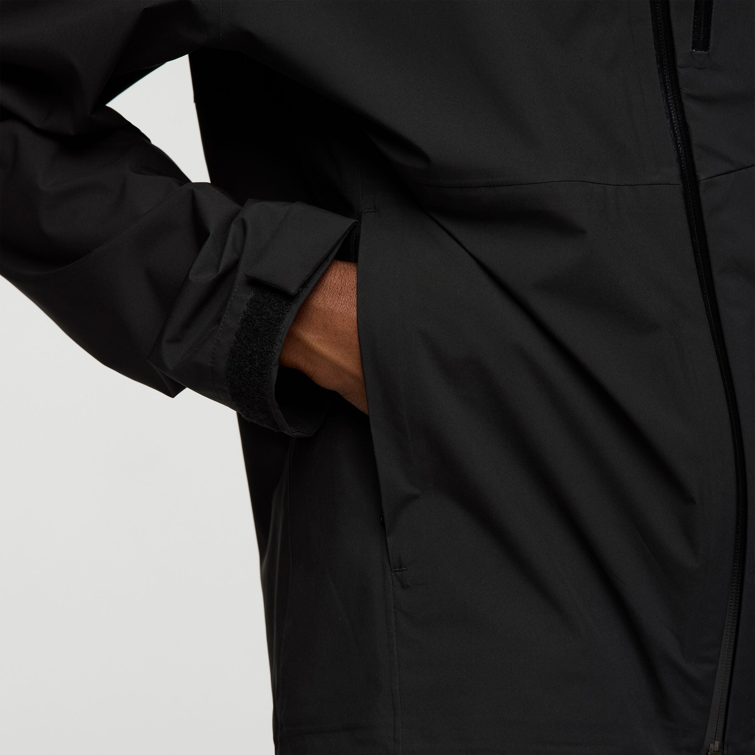 Impermeo 3L Hooded Shell Jacket - Image 7
