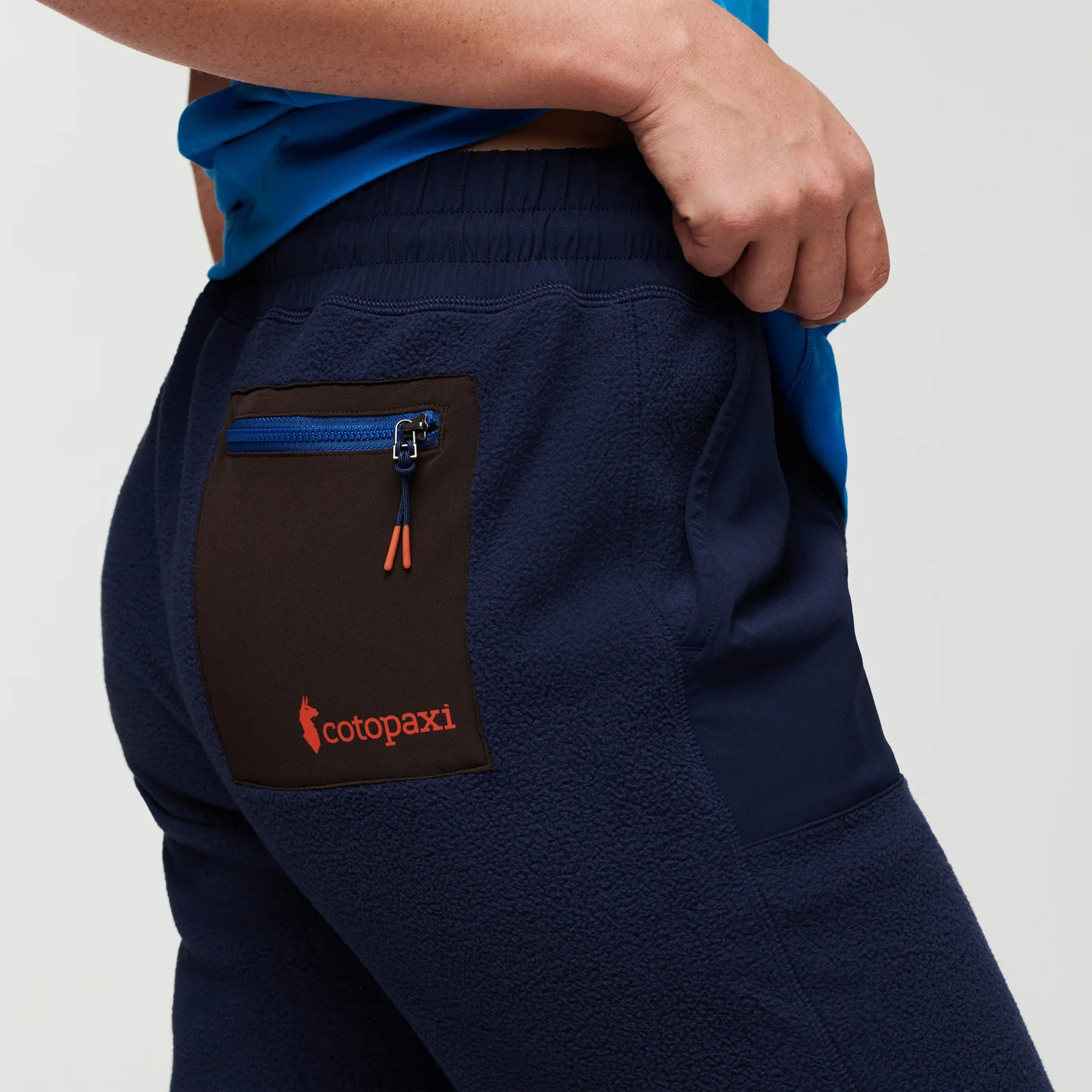 Abrazo Fleece - Image 4