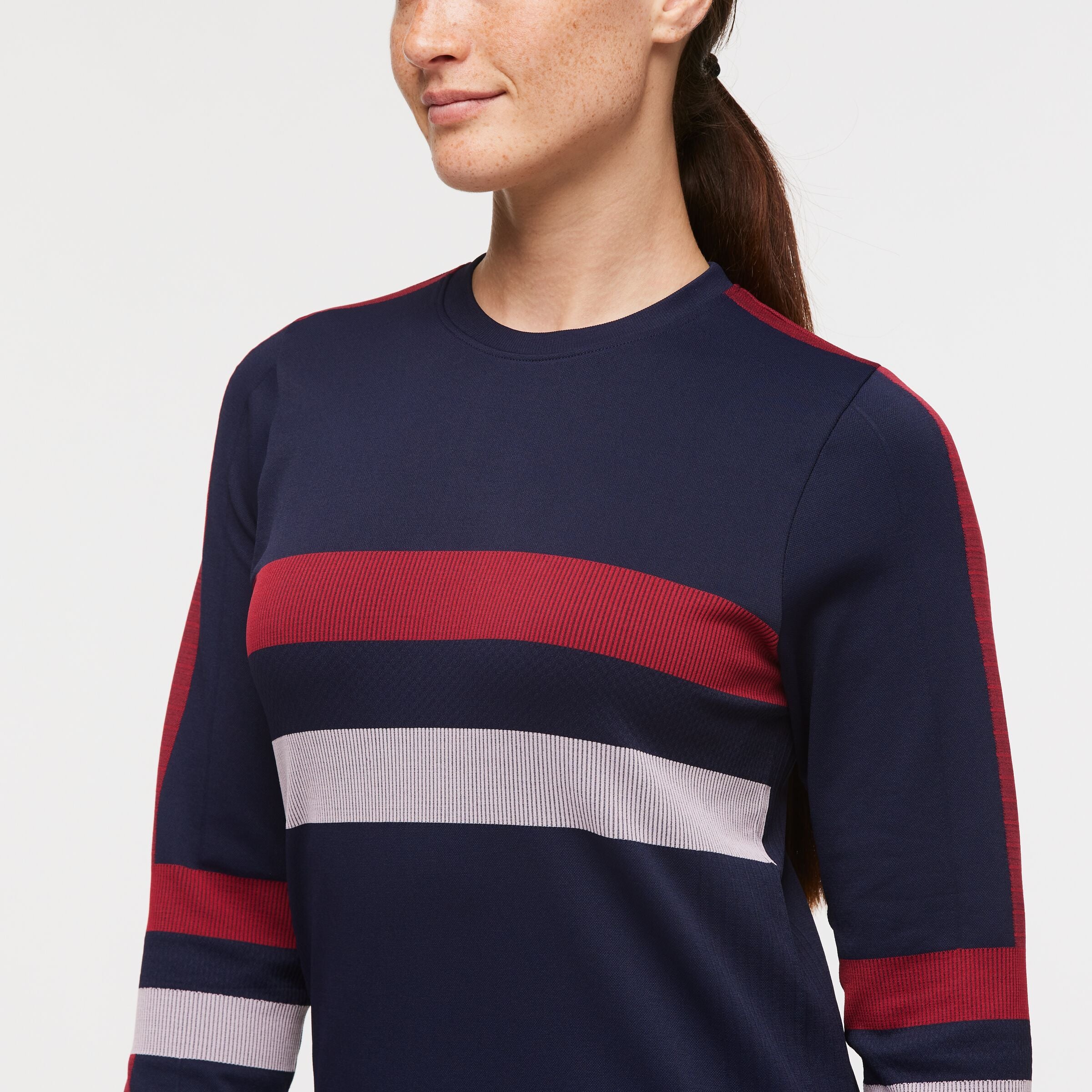Debajo Seamless Baselayer Crew - Image 3