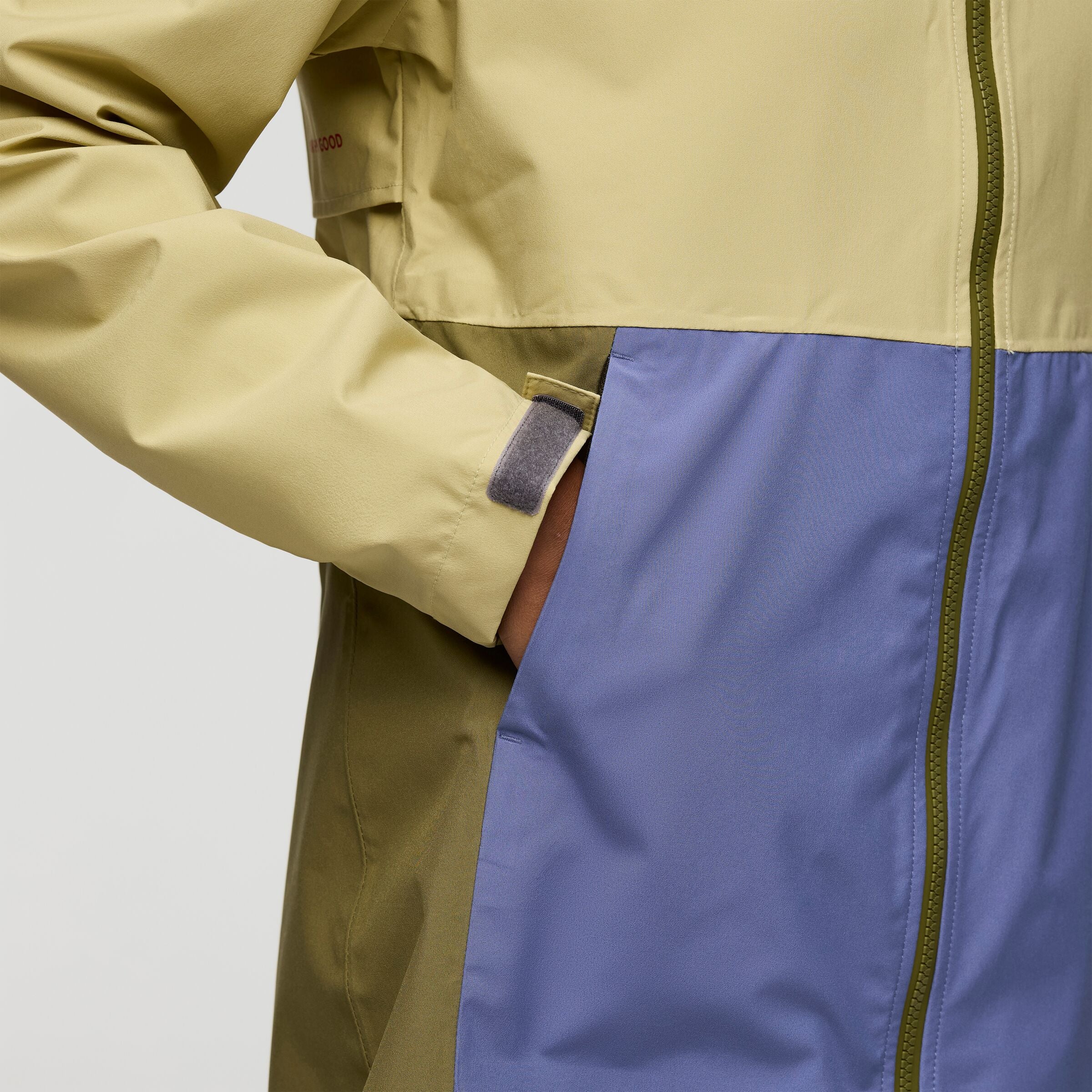 Cielo Rain Trench - Image 20