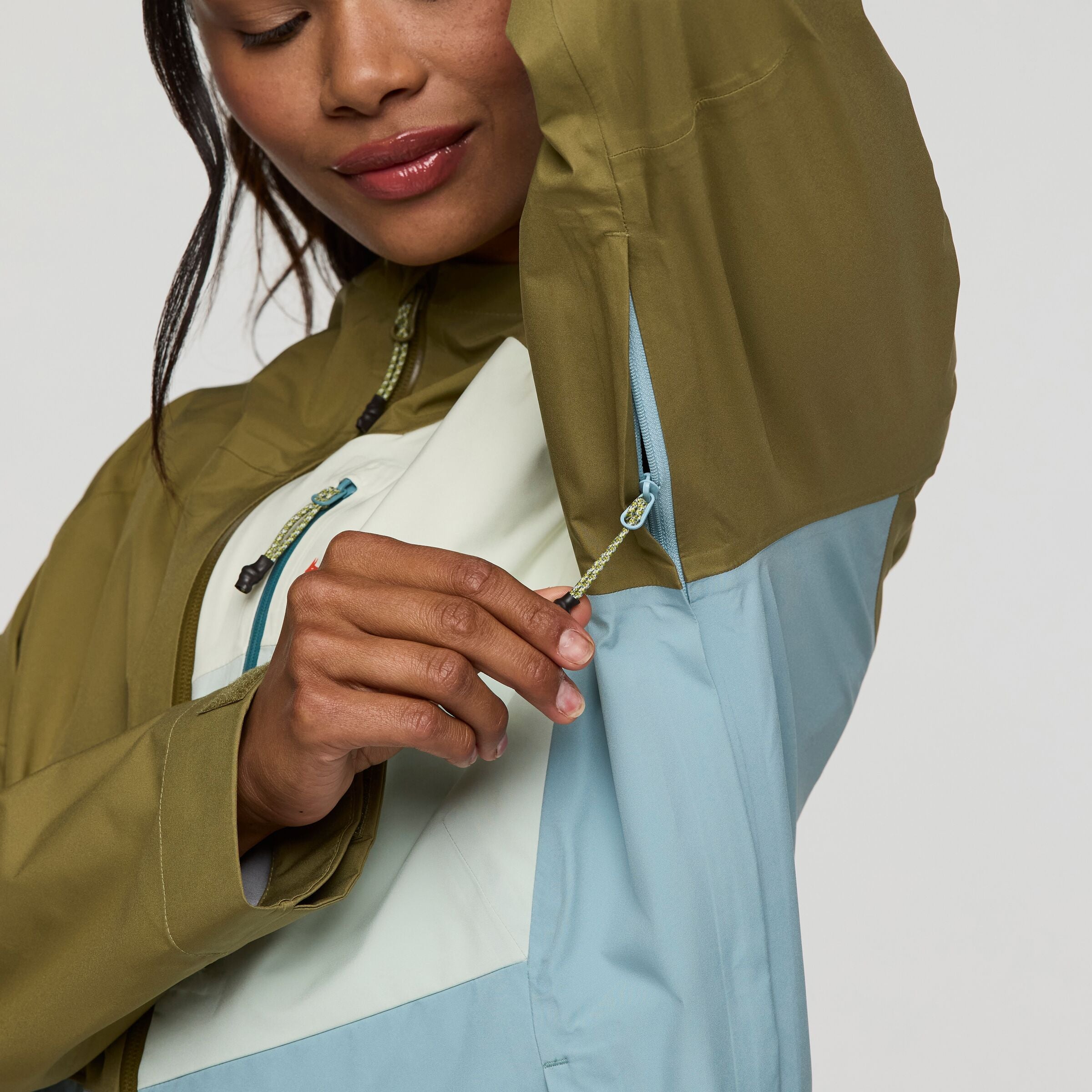 Impermeo 3L Hooded Shell Jacket - Image 13