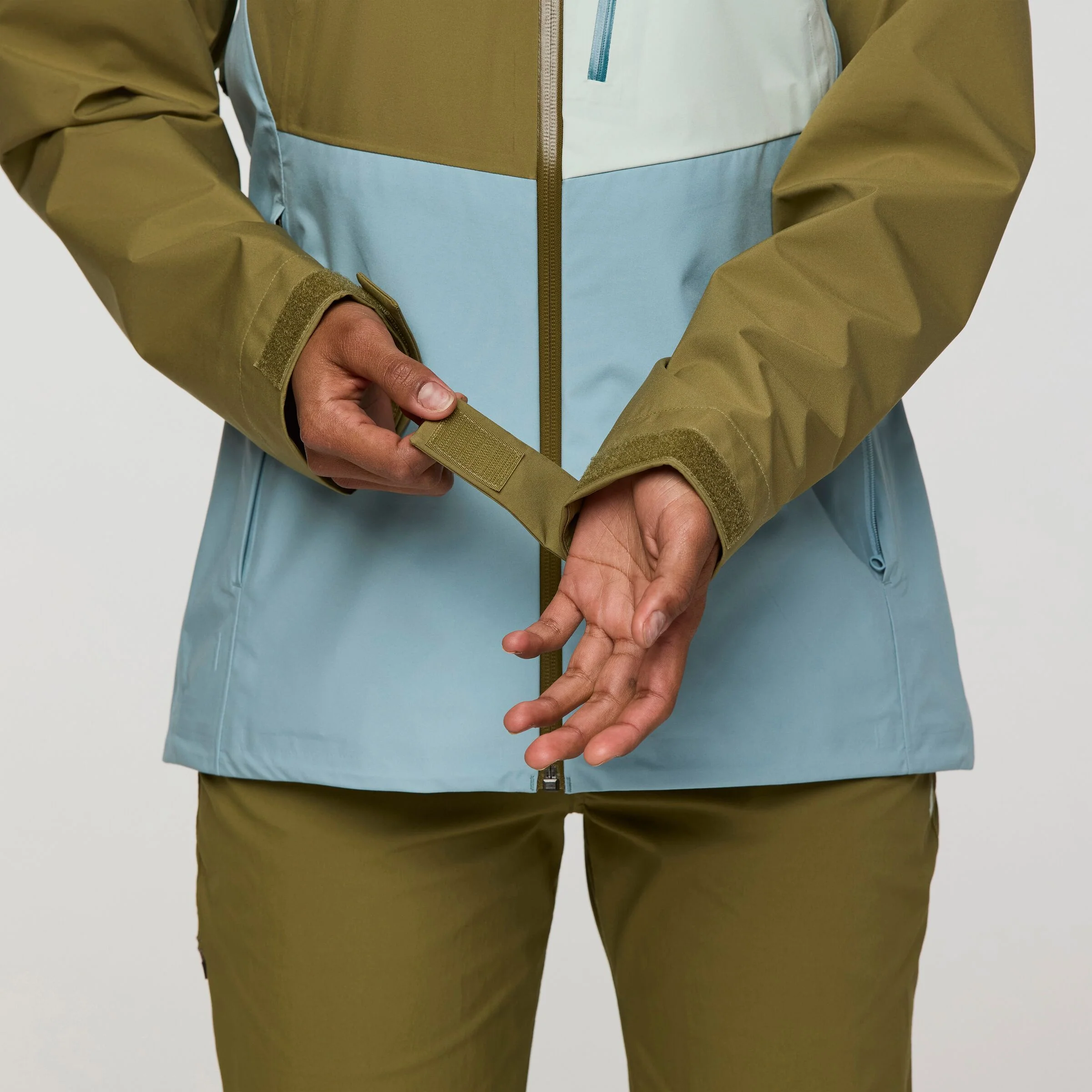 Impermeo 3L Hooded Shell Jacket - Image 14
