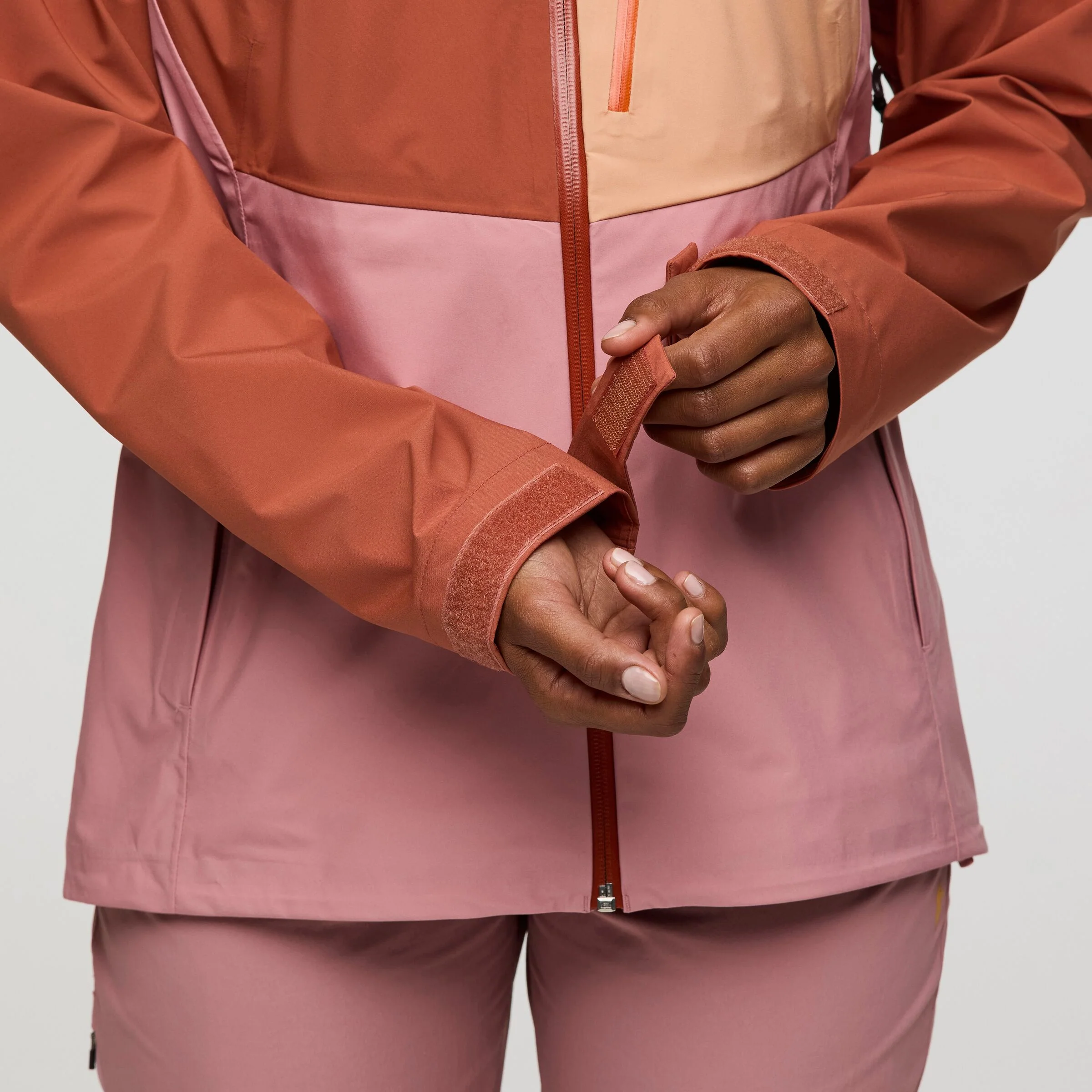 Impermeo 3L Hooded Shell Jacket - Image 6
