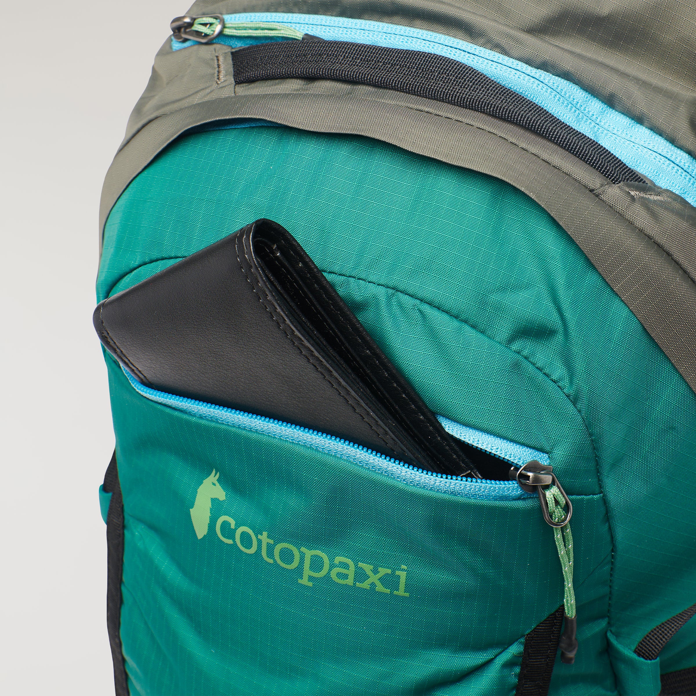 Rucksack Lagos 25L Hydration Pack - Image 3