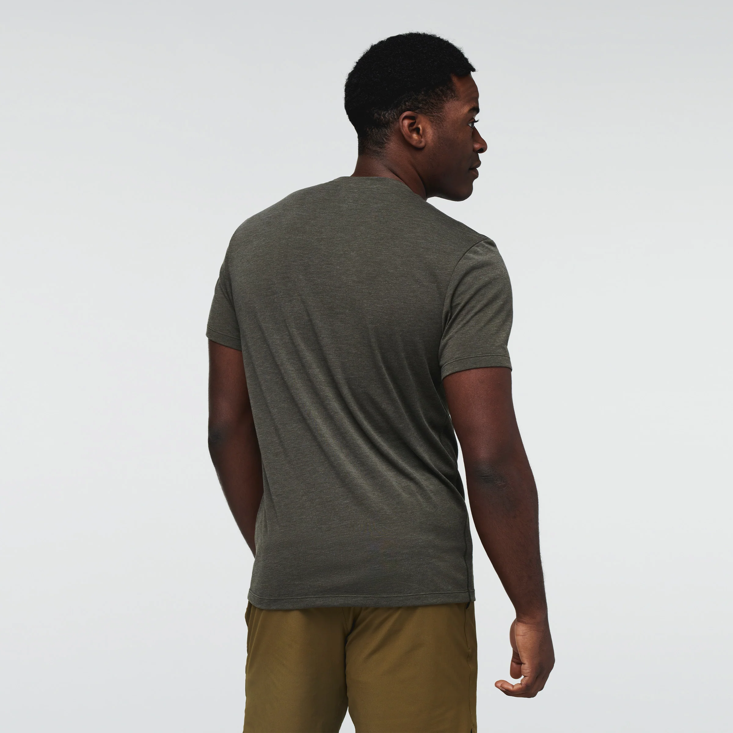 T-Shirt Paseo Travel Pocket - Image 11