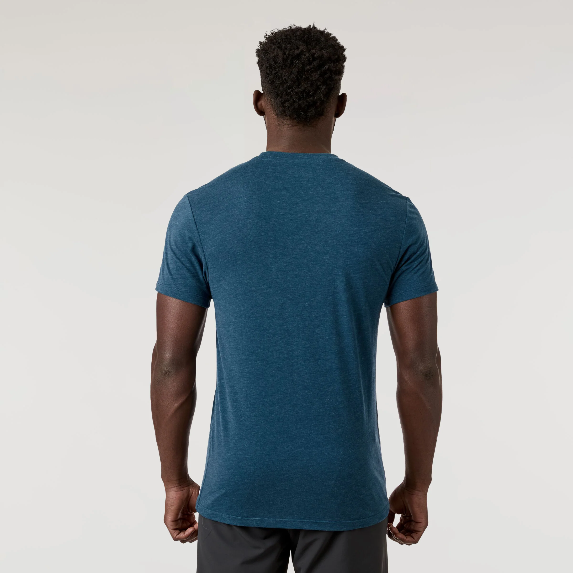 T-Shirt Paseo Travel Pocket - Image 3