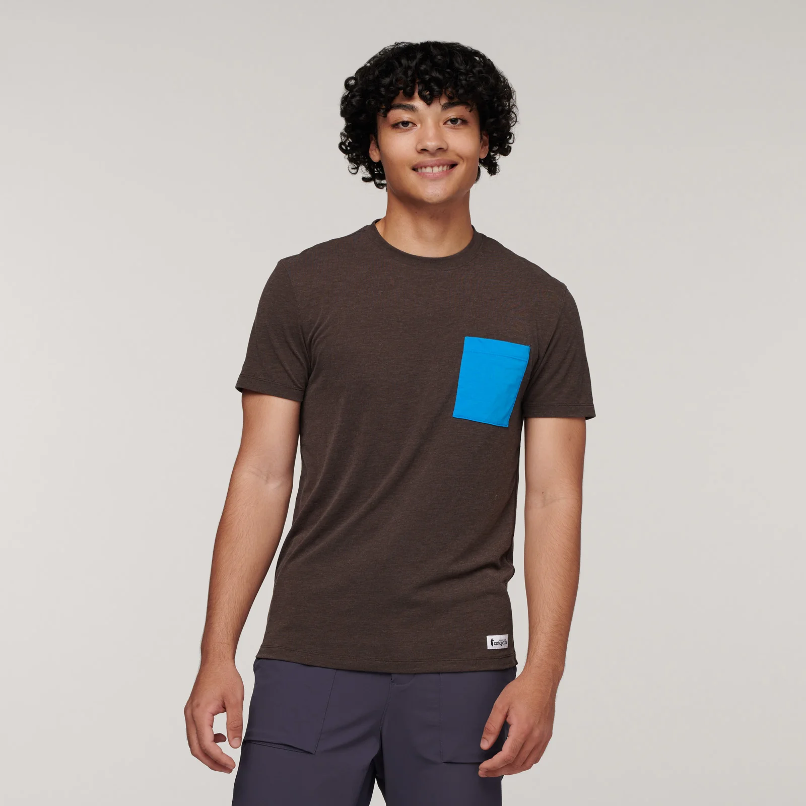 T-Shirt Paseo Travel Pocket - Image 6