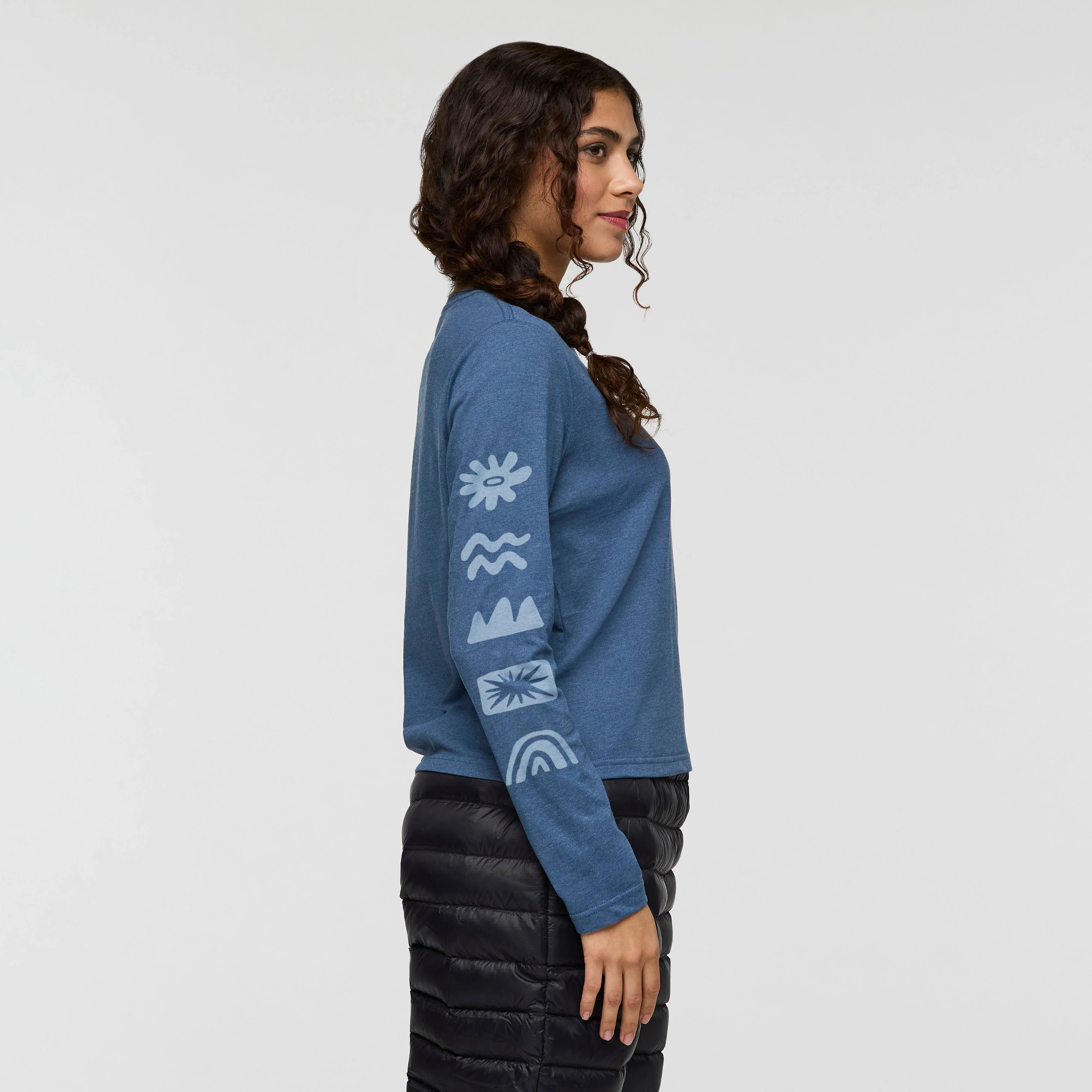 Sky To Sea Long T-Shirt - Image 9