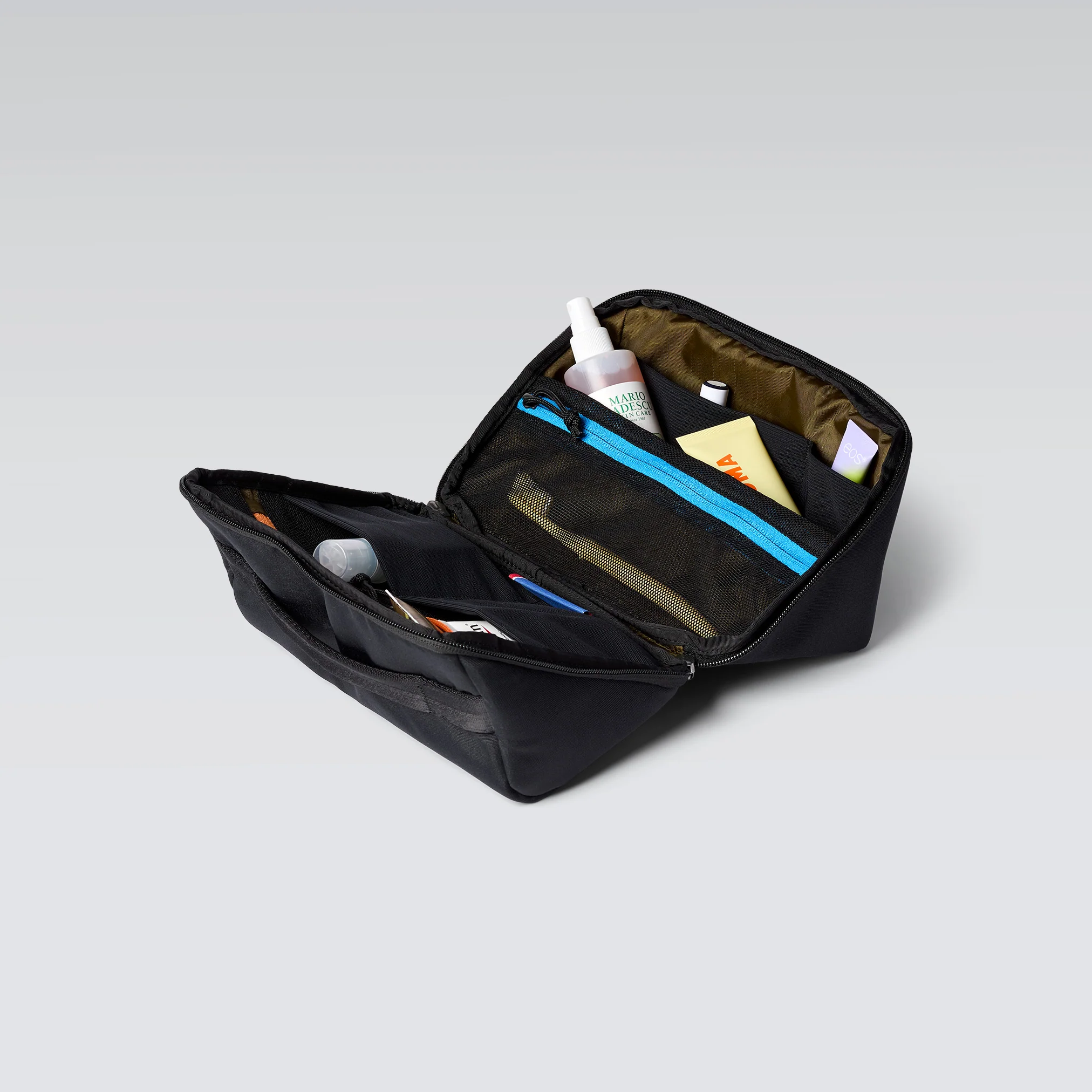 Toiletry Kit - Image 12