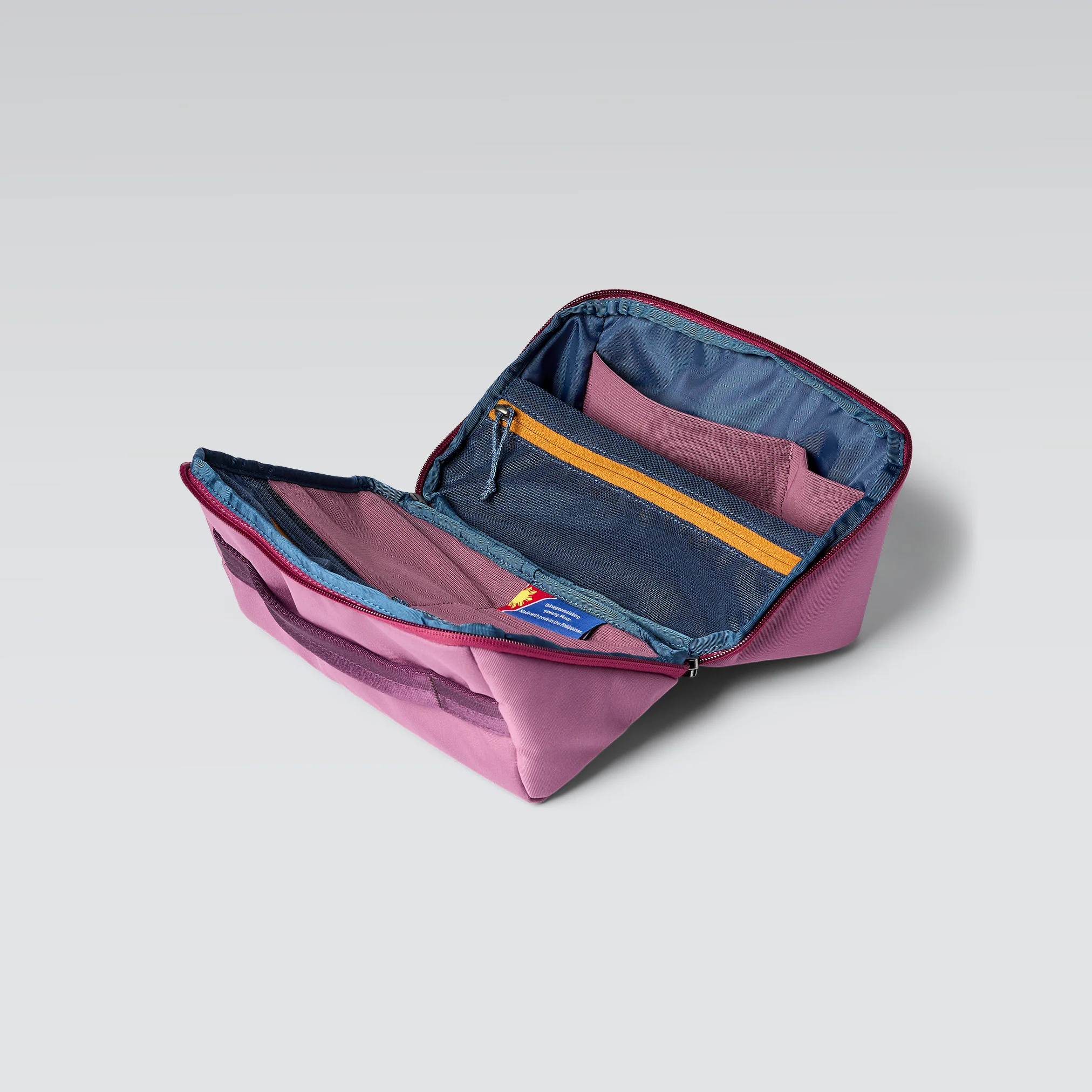 Toiletry Kit - Image 22