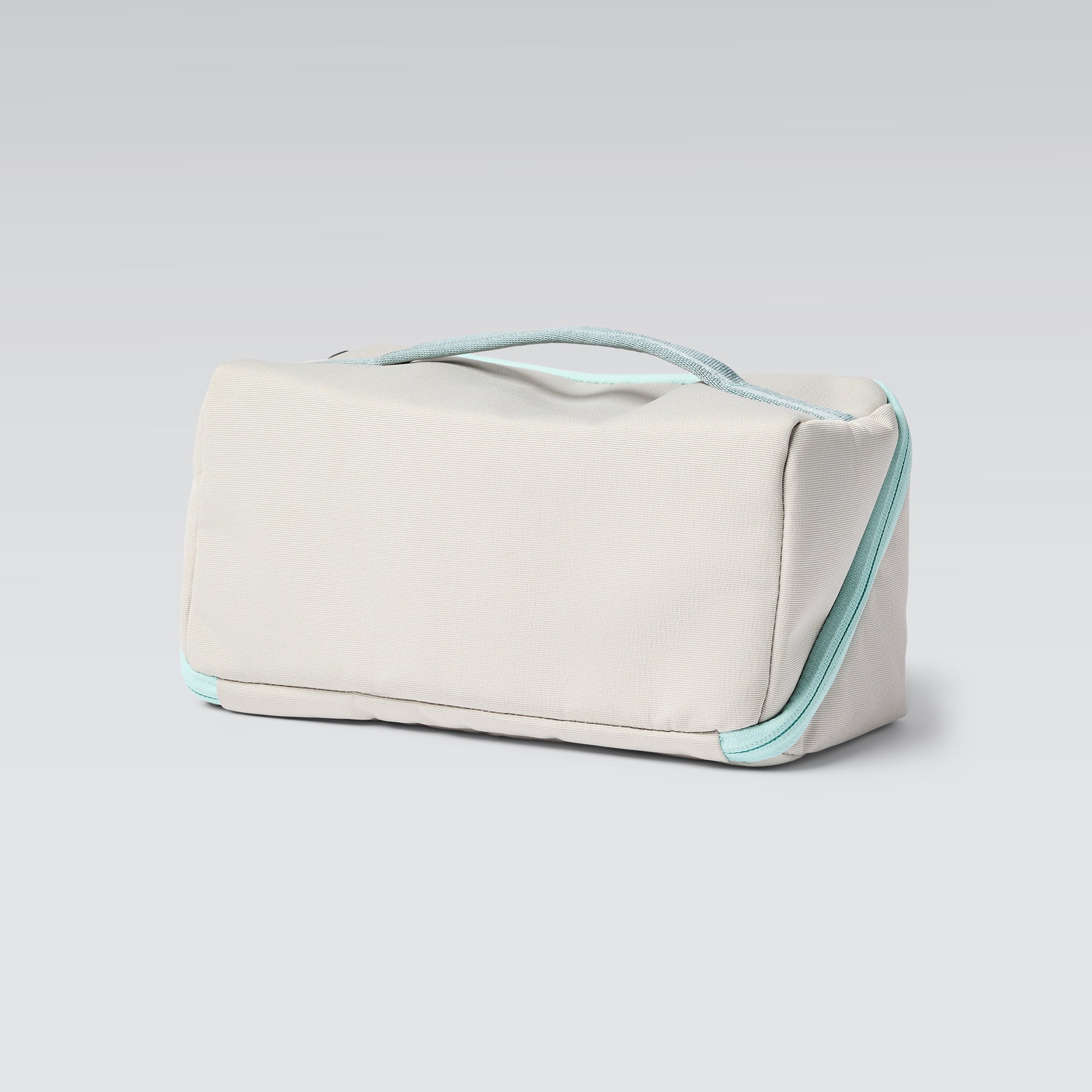Toiletry Kit - Image 25