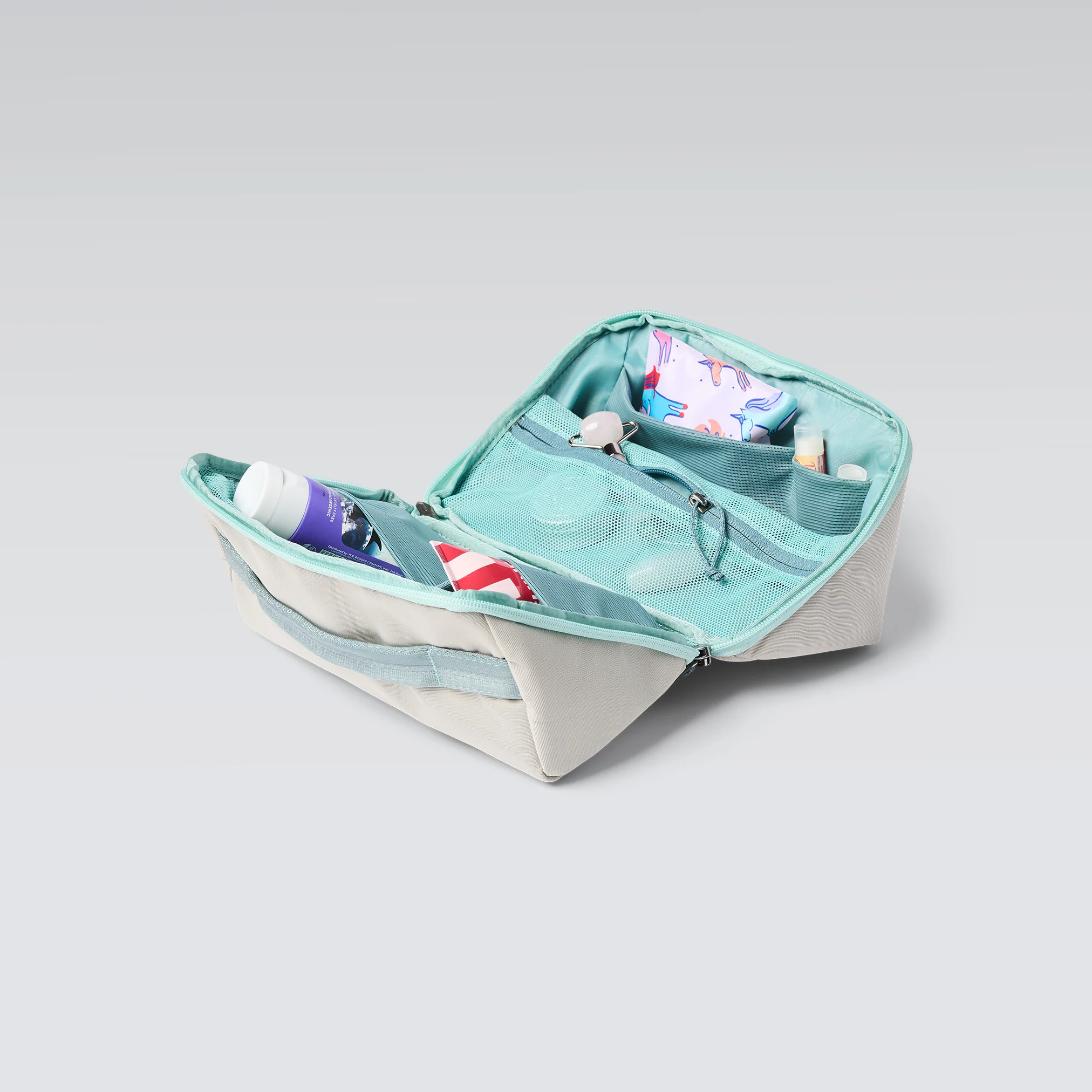 Toiletry Kit - Image 26