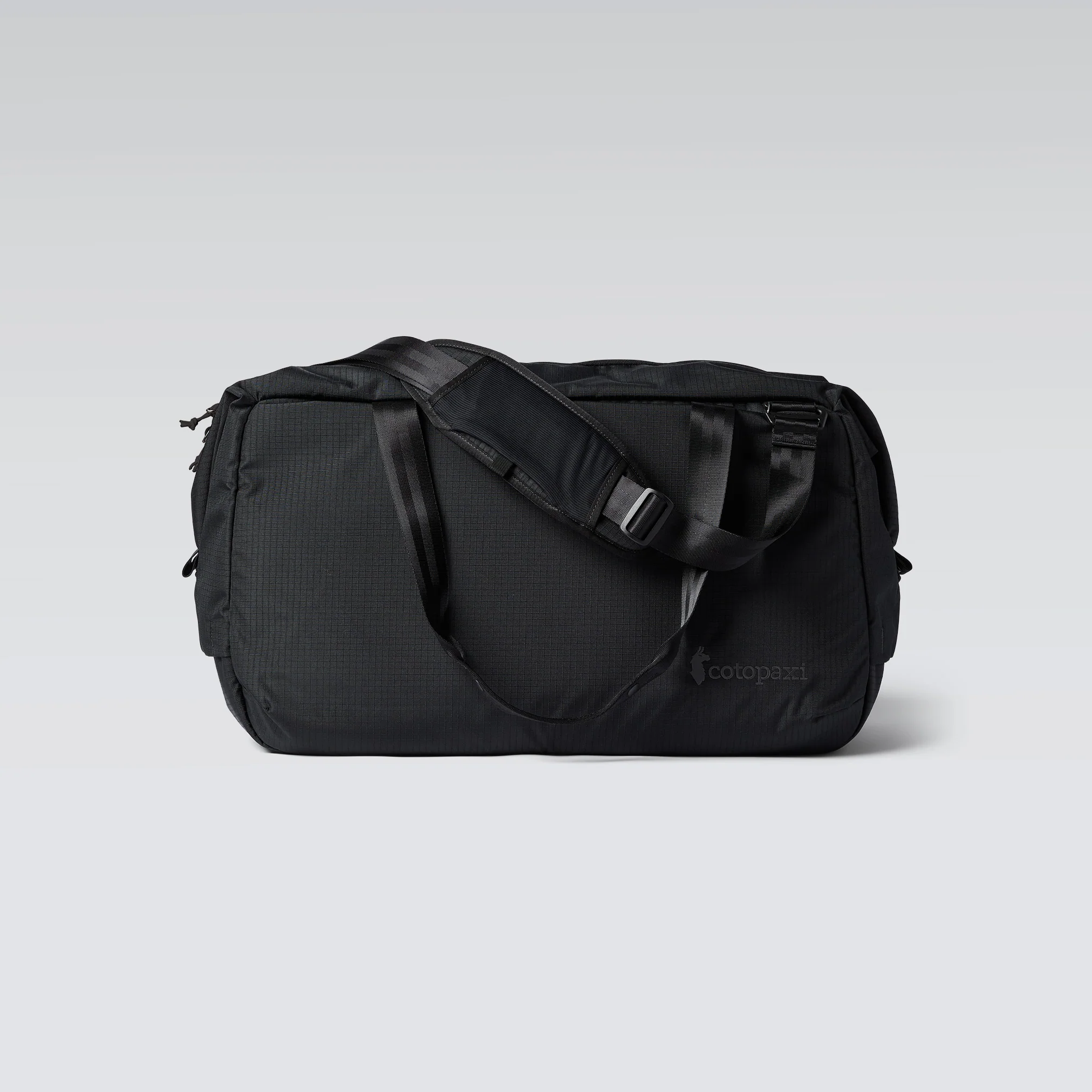 Viaje 45L Travel Duffel - Image 11