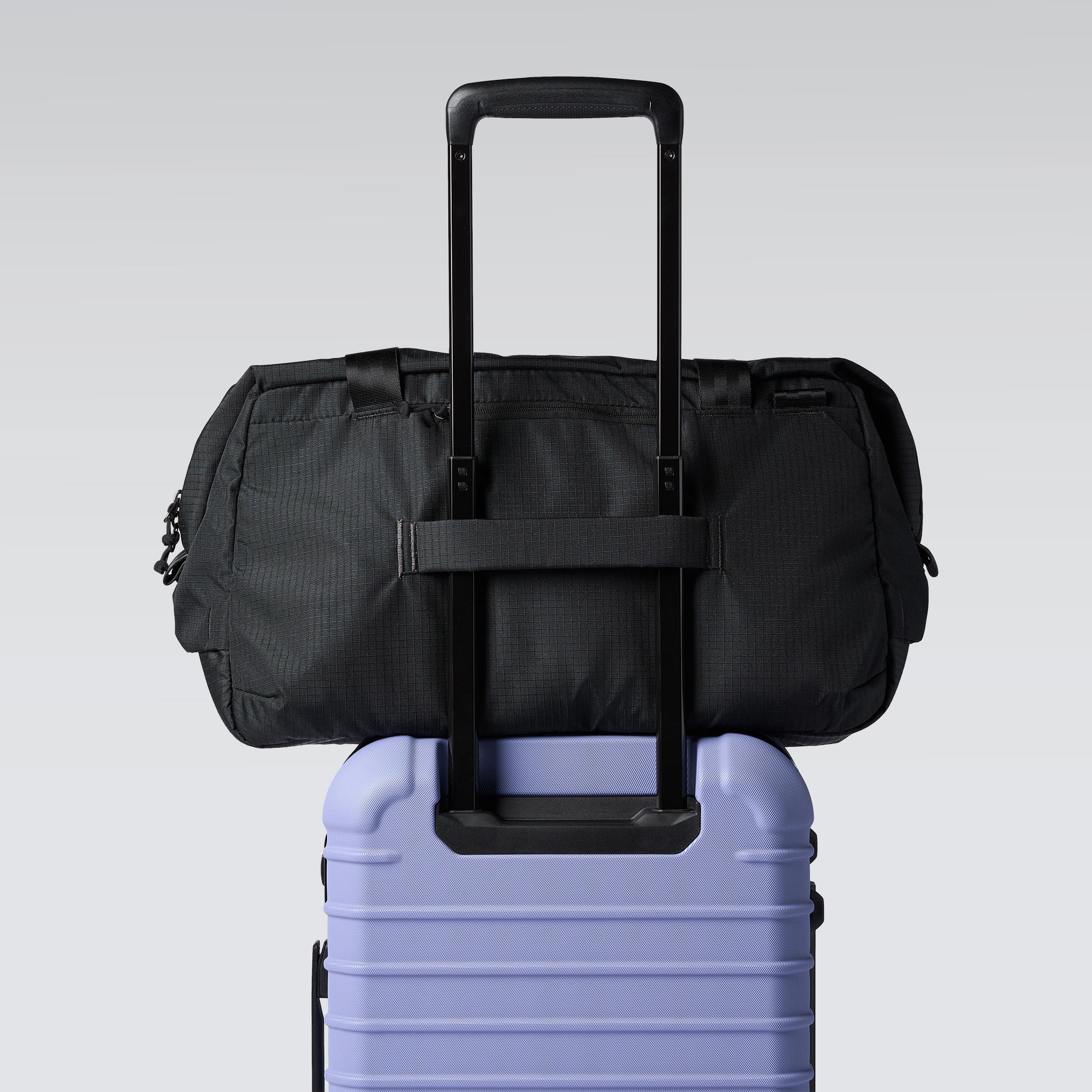 Viaje 35L Travel Duffel - Image 15