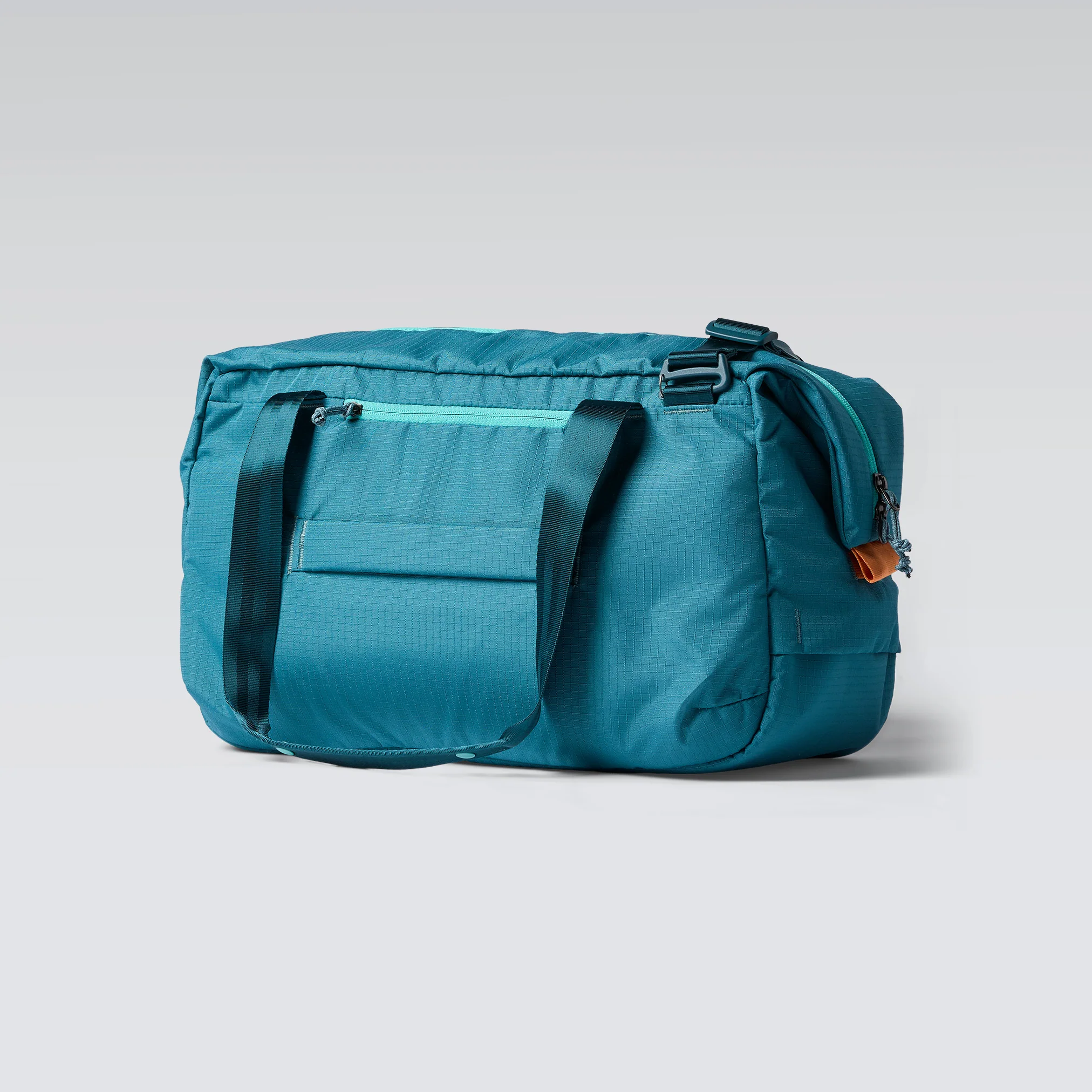 Viaje 35L Travel Duffel - Image 7