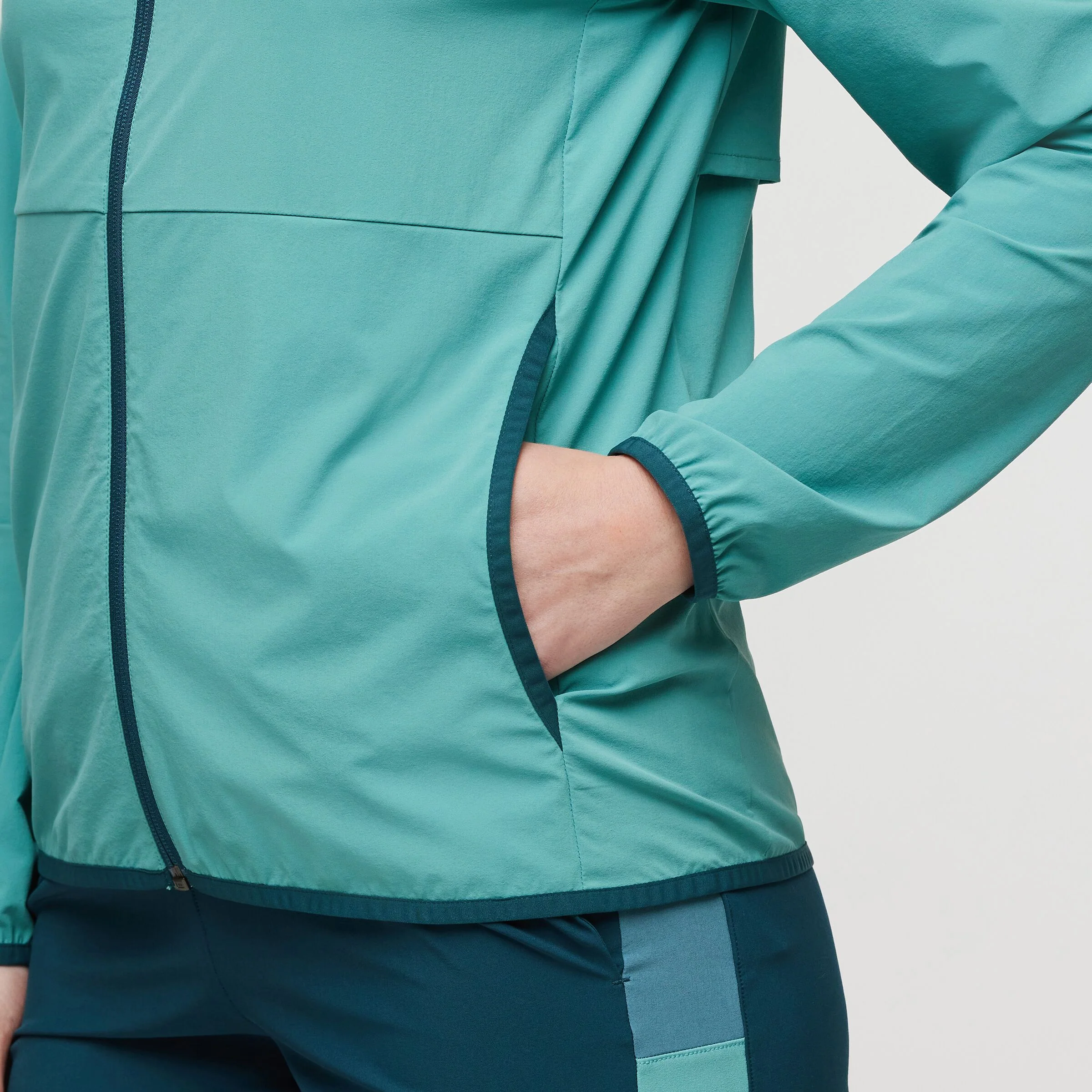 Vuelta Performance Jacket - Image 6