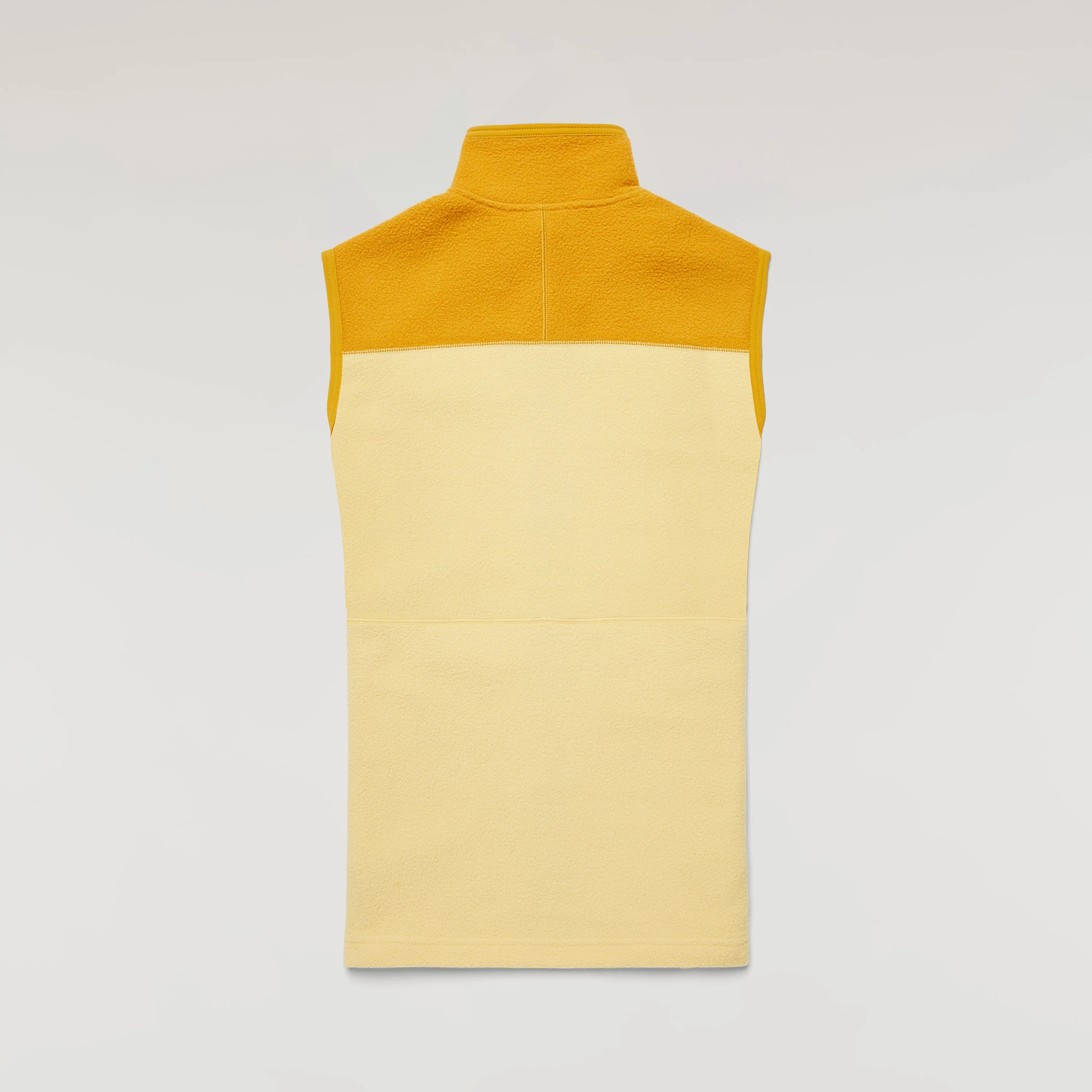 Abrazo Fleece - Image 7